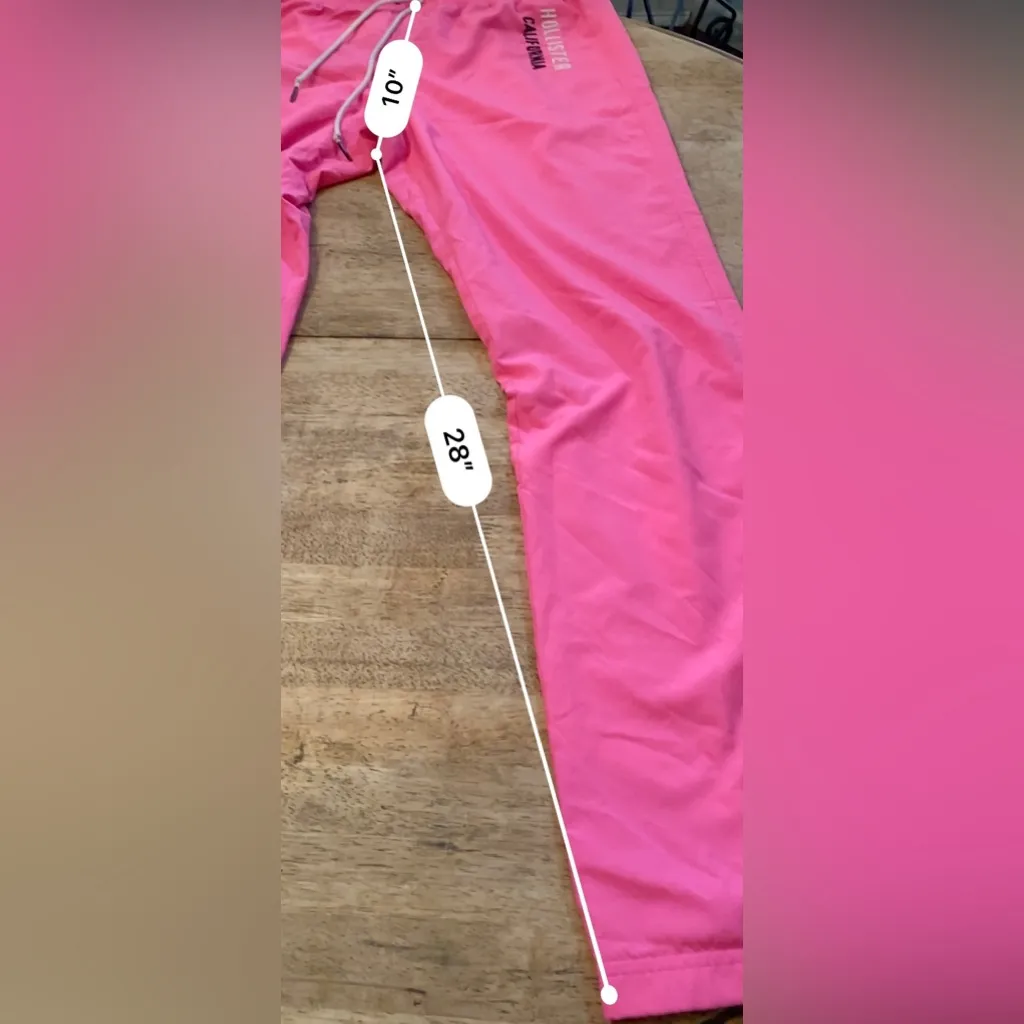 Hollister Size Medium‎ Hot Pink 100% Poly Lined Graphic Athletic Pants - Image 10