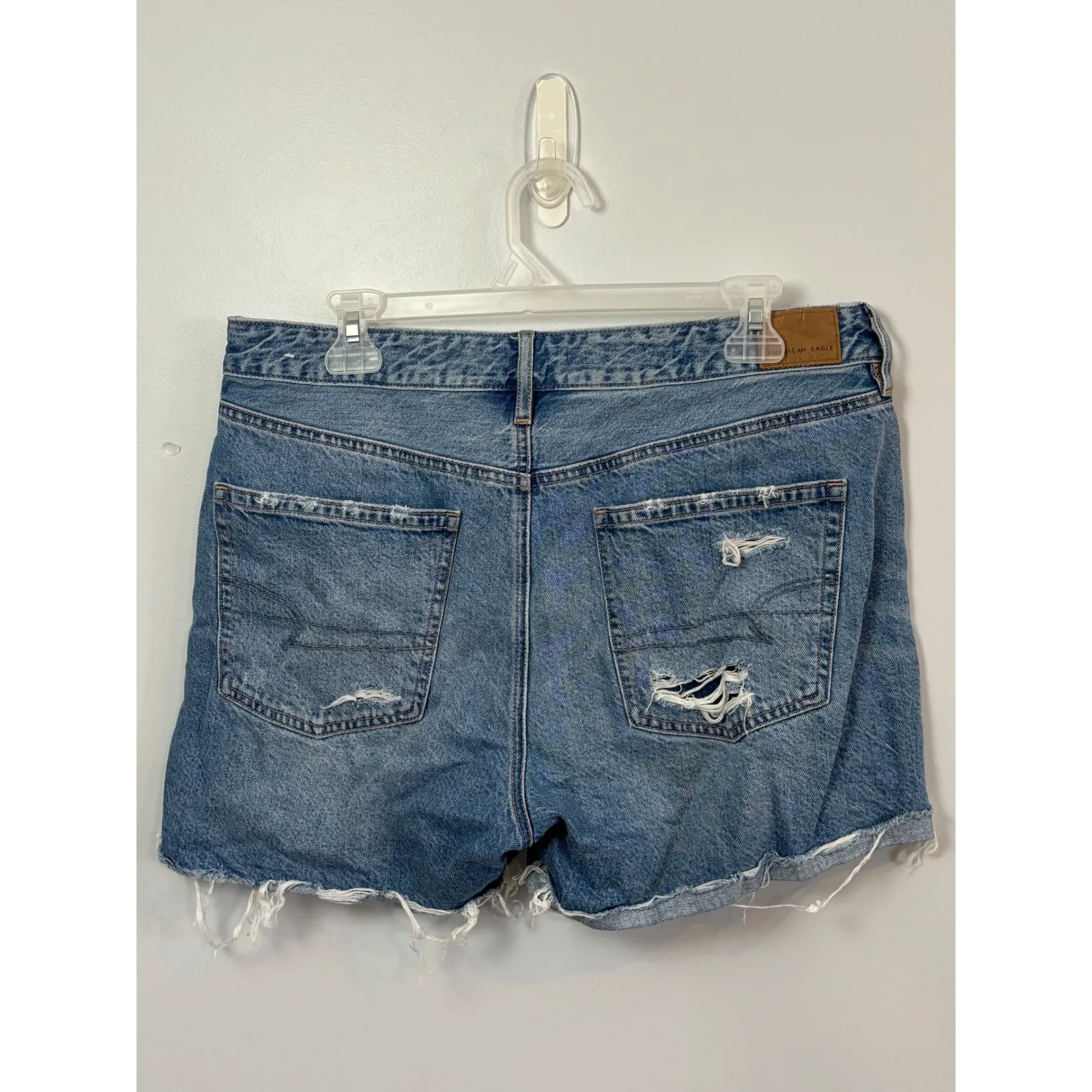 American Eagle Denim Shorts Distressed Ripped Frayed Hem Medium Wash Size 10 Blue - Image 4