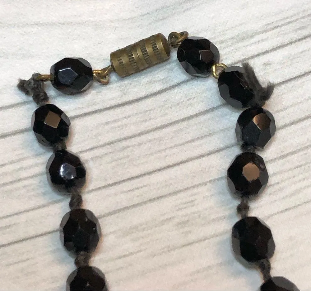 Vintage Jet Black Glass Faceted Beaded Necklace - Image 3