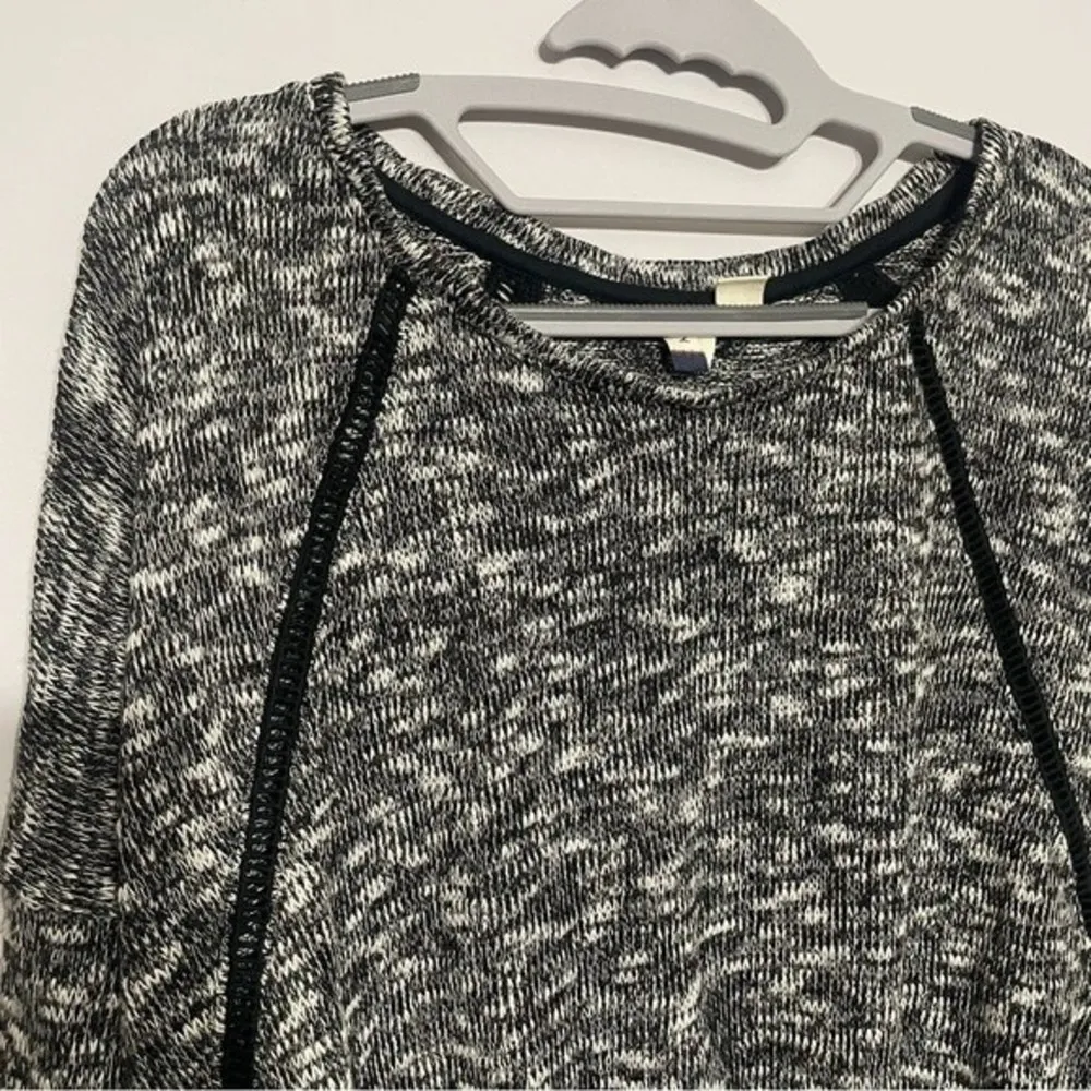 ROXY Loose Ends Top Black Space Dye Sweater Size Medium - Image 4