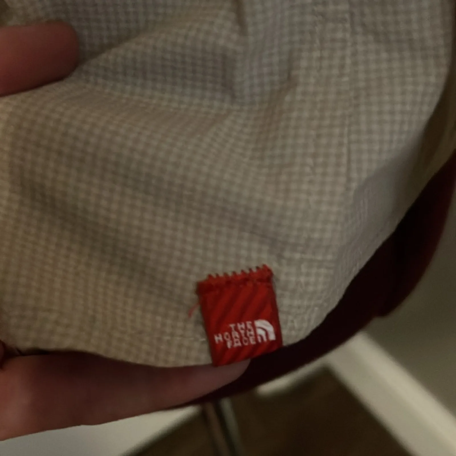 The North Face Women’s Vented Button Down Sz L - Image 4