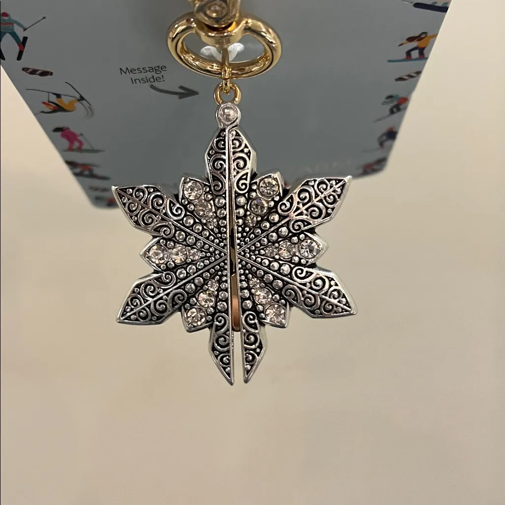 True To Form | Dual Tone Christmas Snowflake “Let It Snow” Bag Charm ❄️ Gold - Image 4