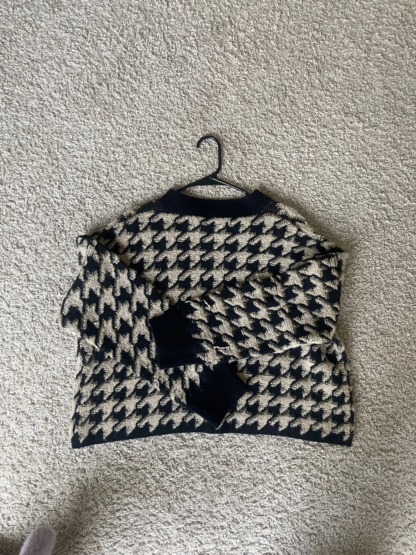 Black and Tan Sweater - Image 8