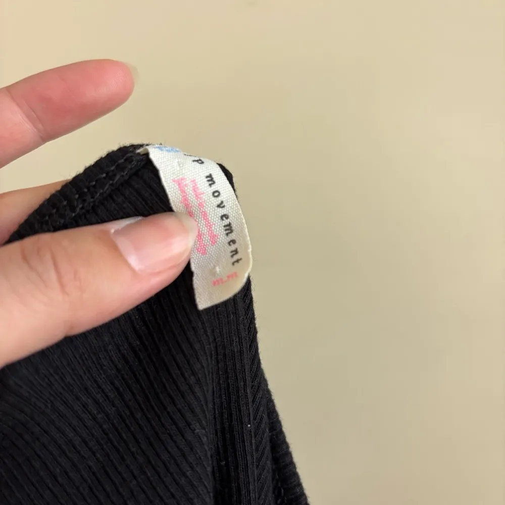 Free people black tank top - Image 3