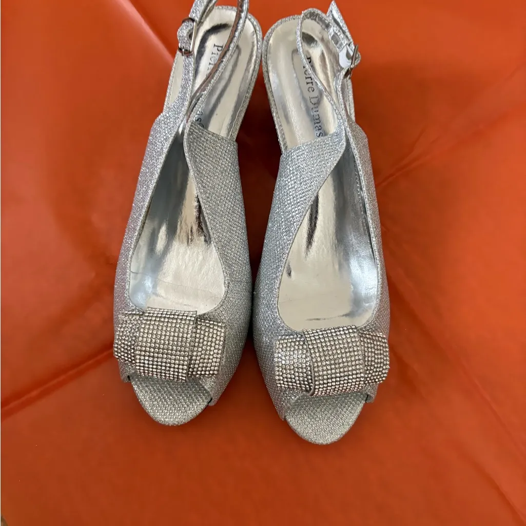 Pierre Dumas Glittering Silver Slingback Heels - Image 5