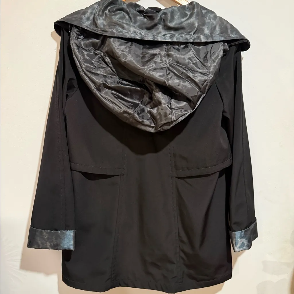 Jones New York Black Trench Coat with Gray Accents - Image 13