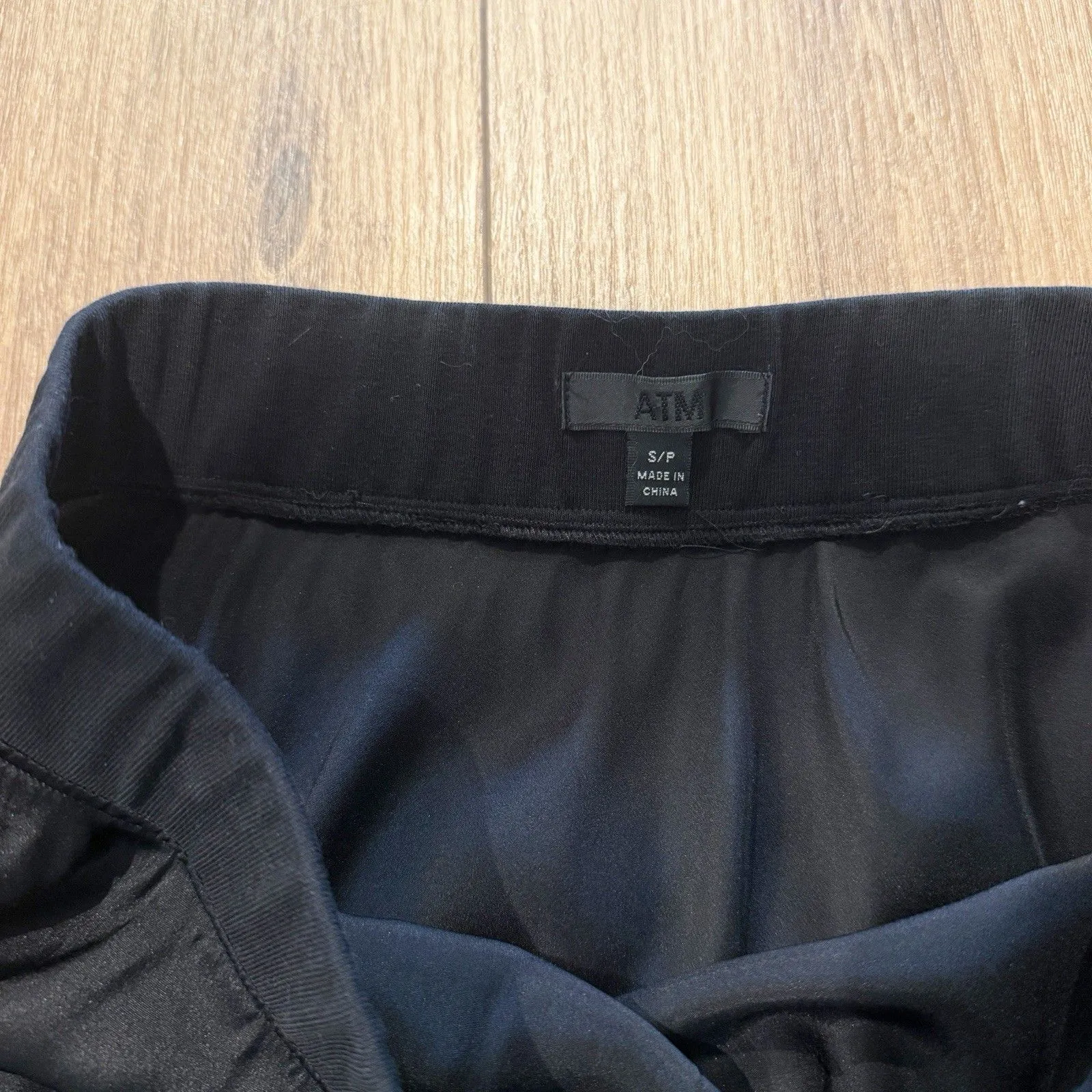 ATM Anthony Thomas Melillo Black Silk Midi Skirt Size Small Quite Luxury Sleek - Image 6