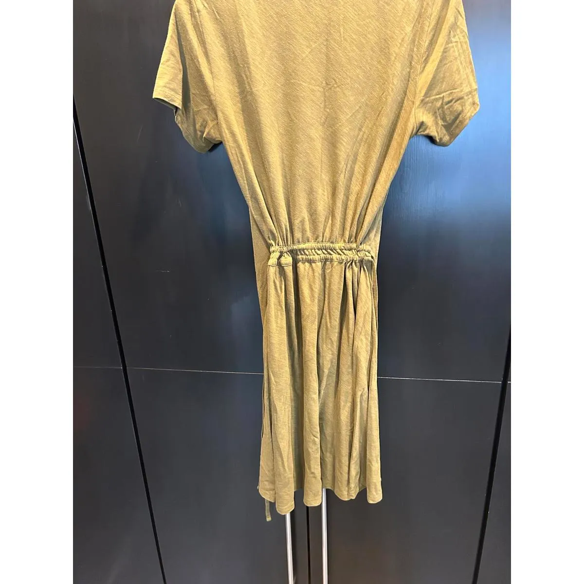 Theory Casual Short Sleeve Dress in Olive Green, Size L - Image 4
