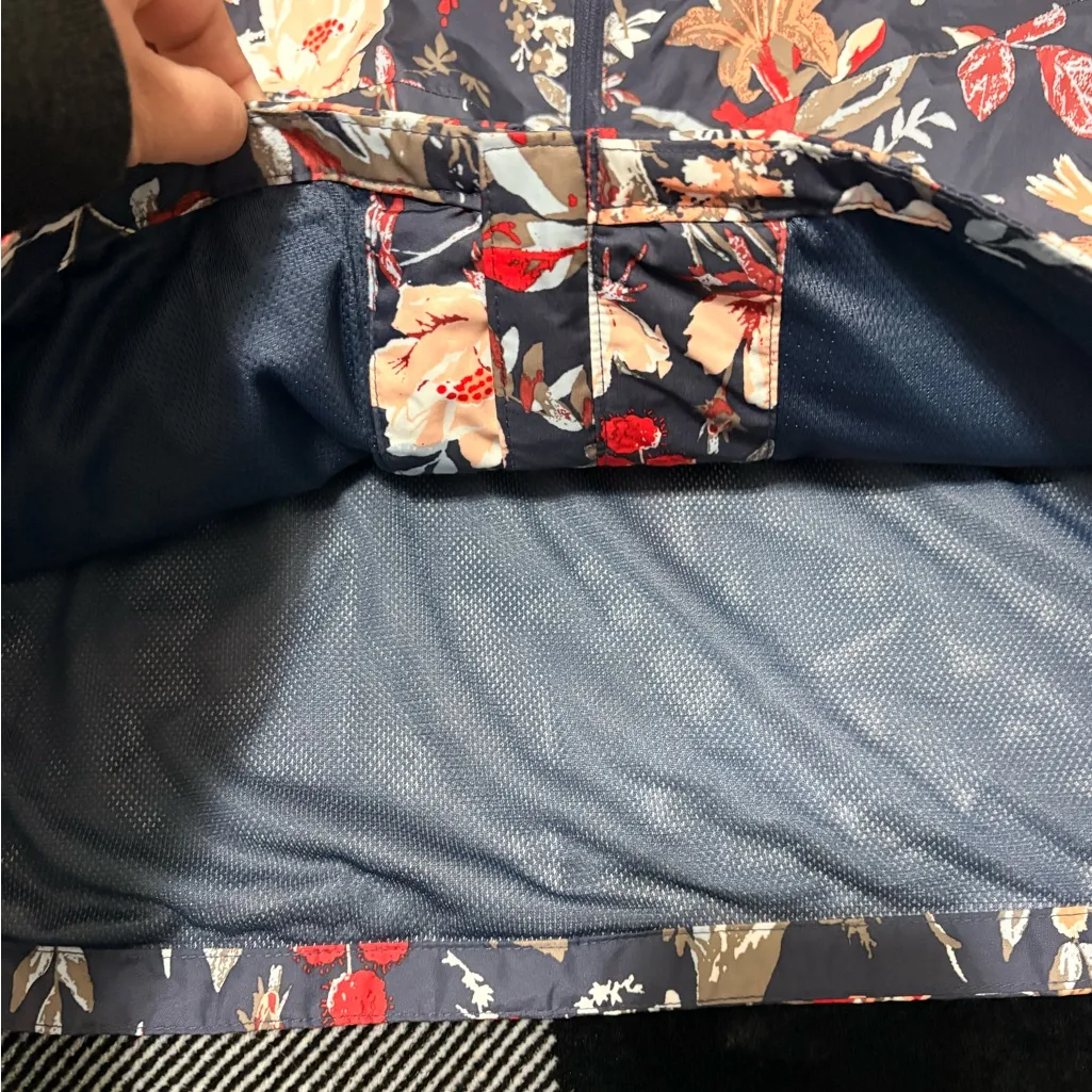 Columbia Women's Navy Floral Ski Jacket - Image 6