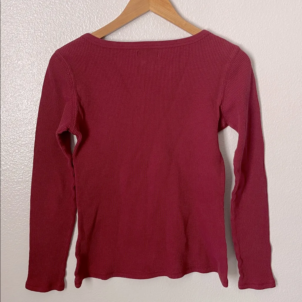 Vintage Y2K waffle knit thermal maroon burgundy long sleeve paisley graphic tee - Image 4
