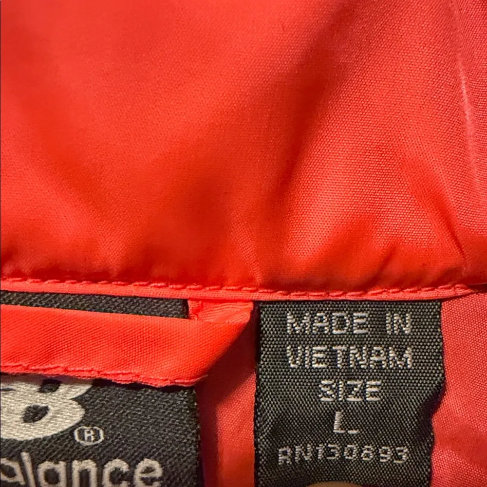 New Balance Black and Red Fleece Jacket - Image 5