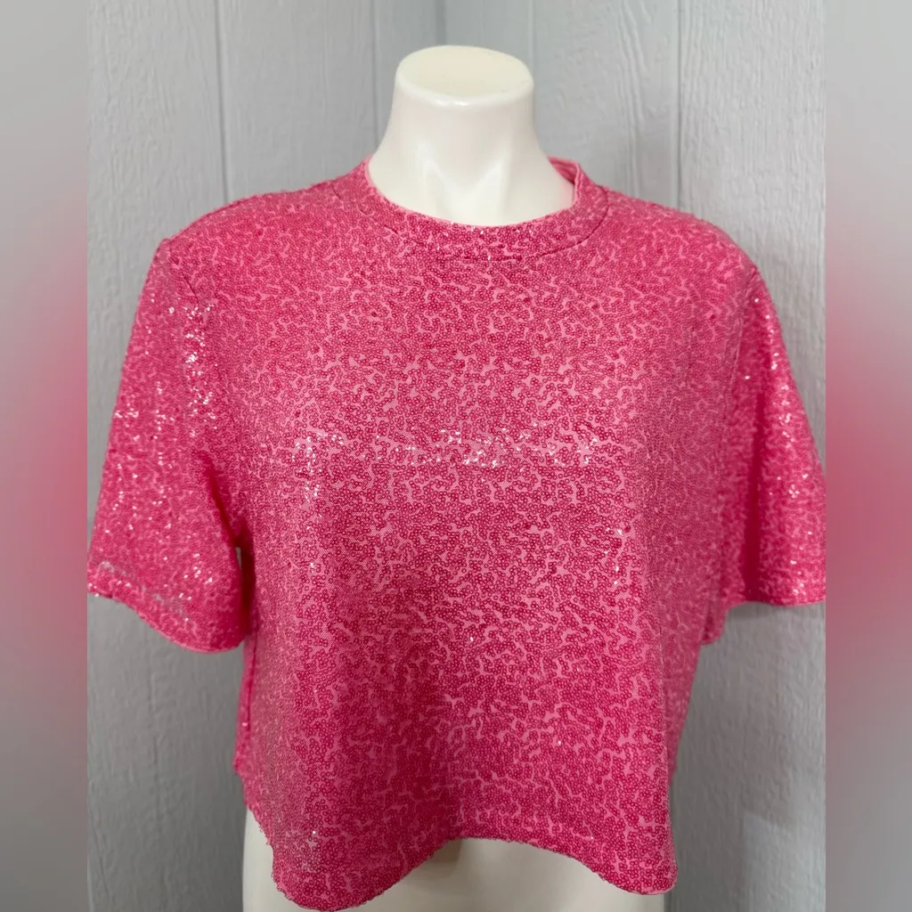H&M Vibrant Pink Sequin Short Sleeve Top - Image 3