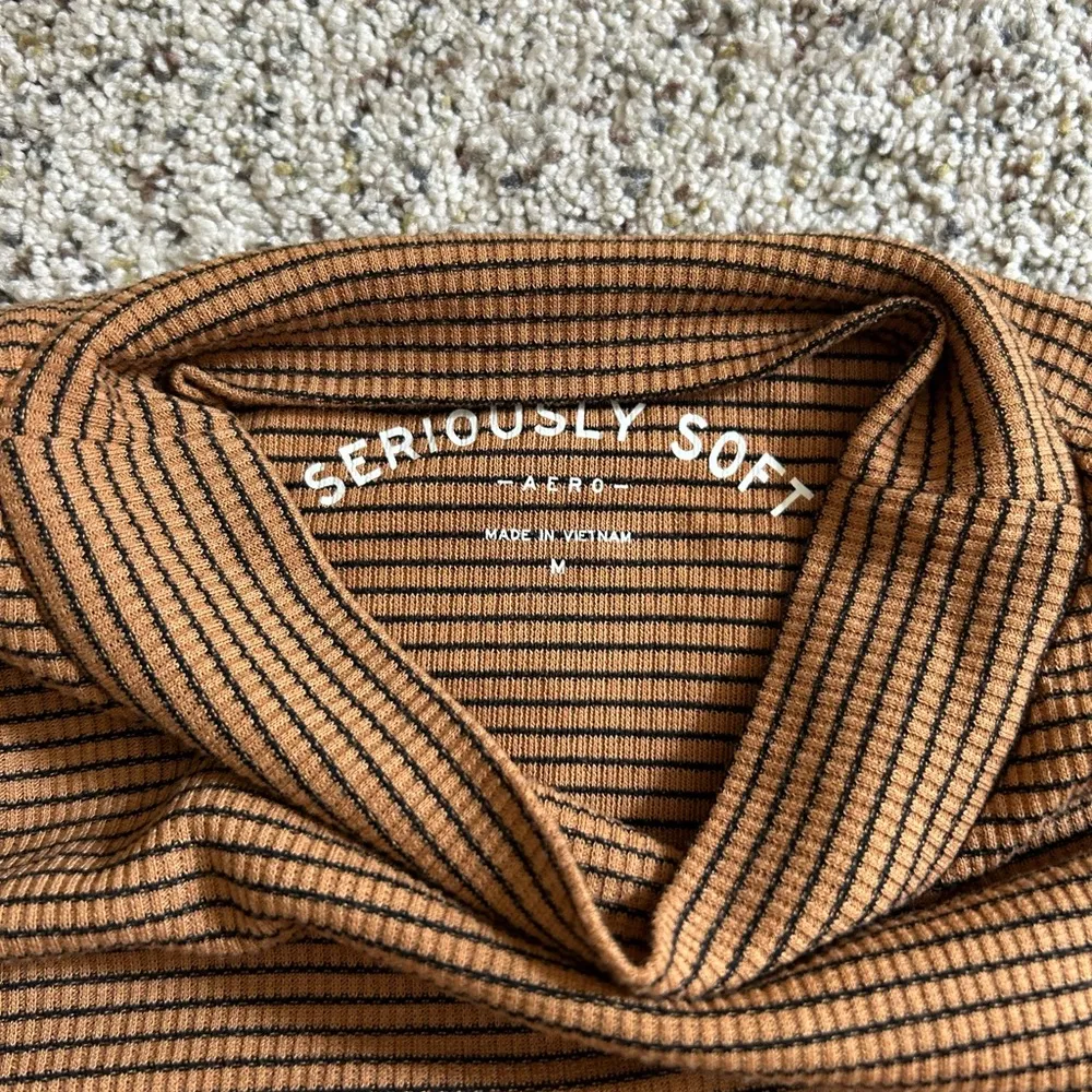 Mock neck long sleeve - Image 2