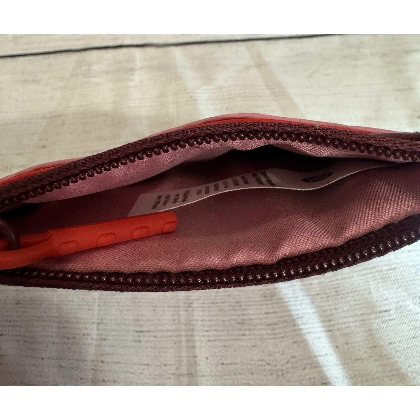 Lululemon True Identity Card Case Wine Berry / Hot Heat / Pink Tide NWT - Image 3