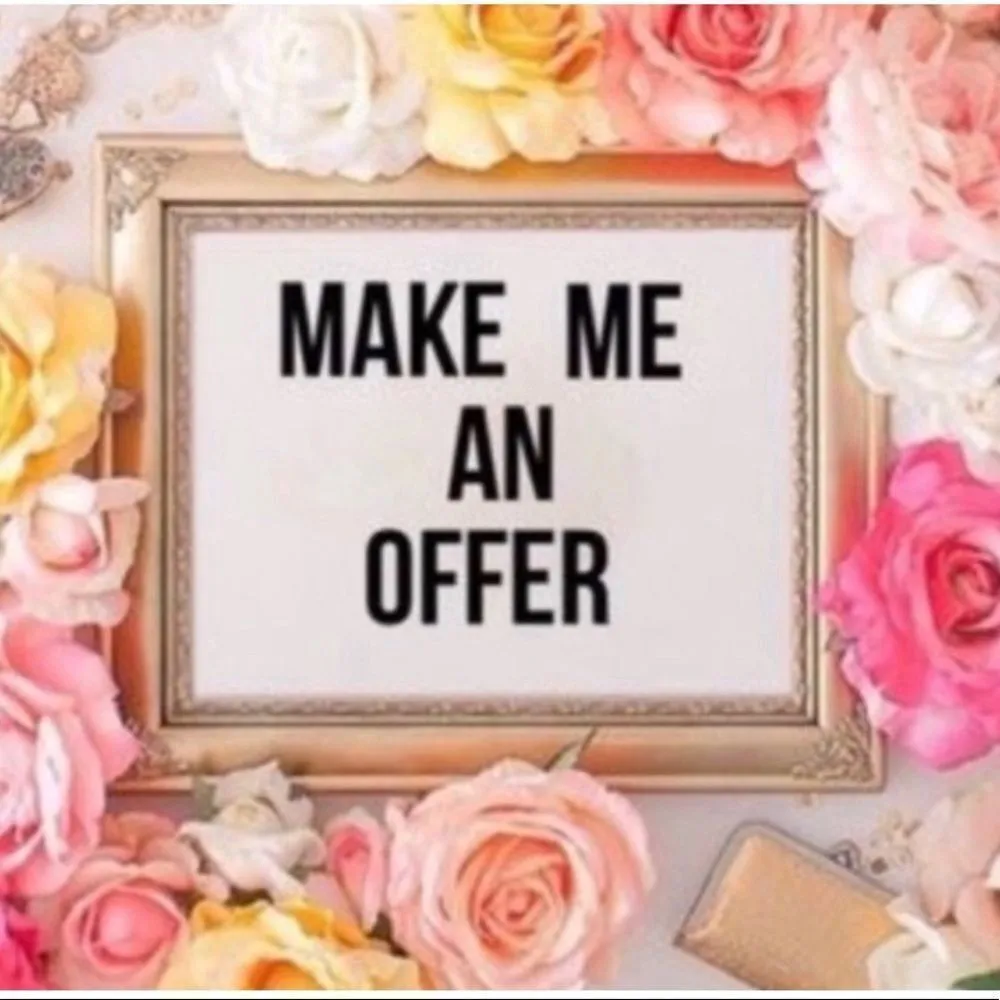 Silver tone feather and faux turquoise earrings - Image 9