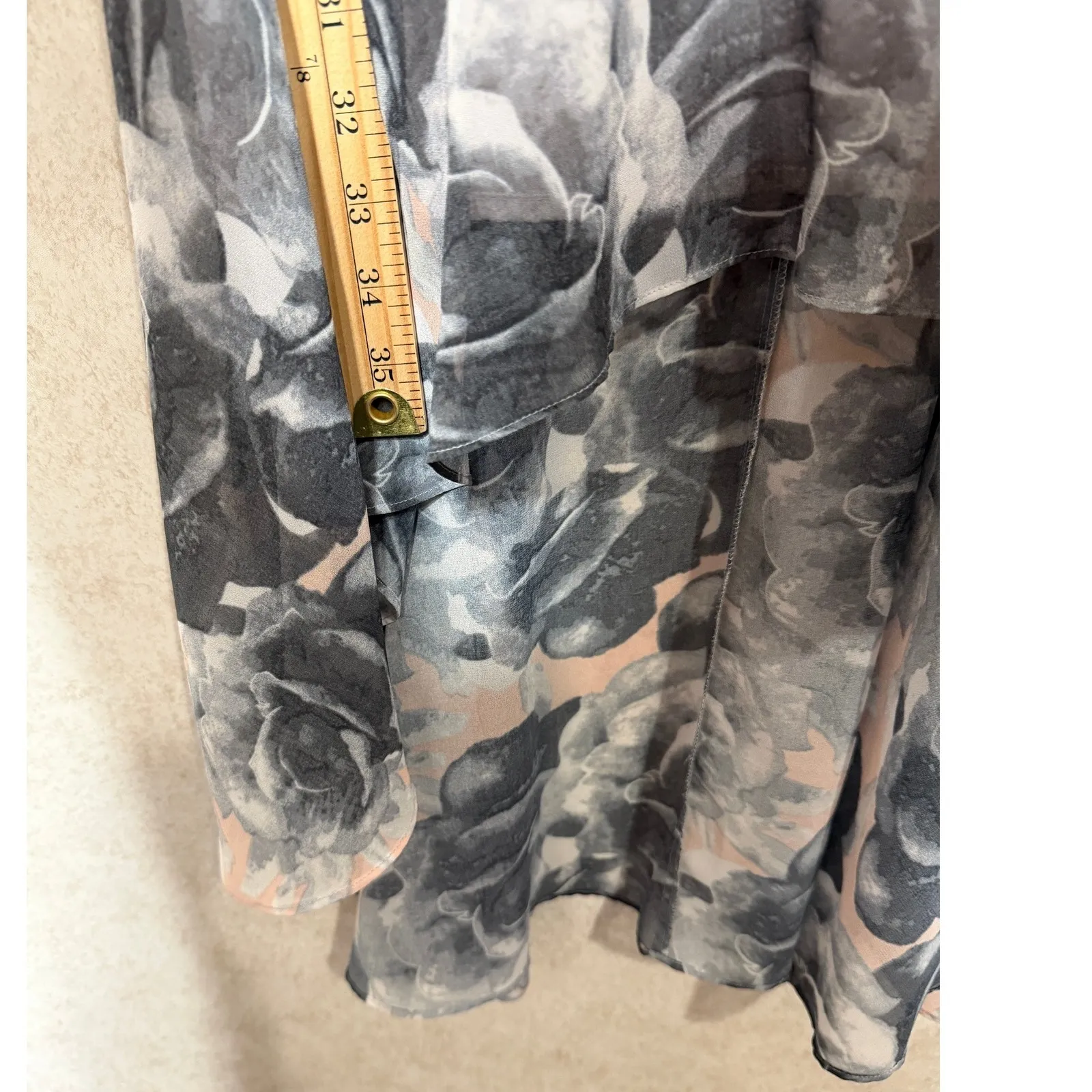 ALI & JAY Floral Print Ruffle Hi Lo Dress Size S Grey Pink wedding guest - Image 5