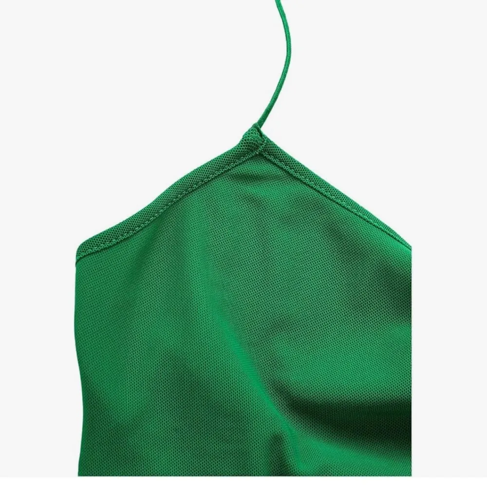 Floerns Green Halter Top size small. NWOT! - Image 4