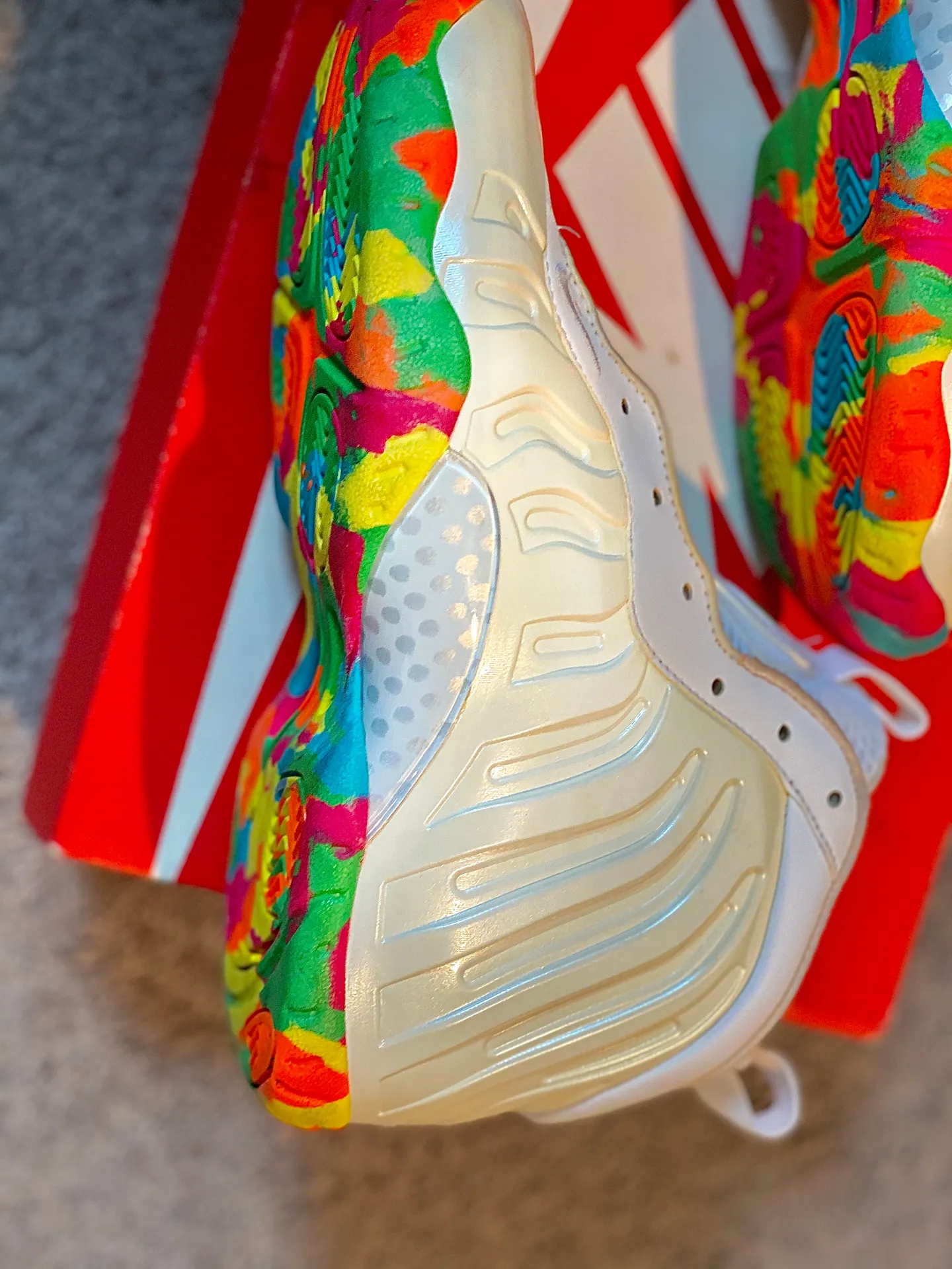 Nike Foamposite Pro Fruity Pebbles - Image 5