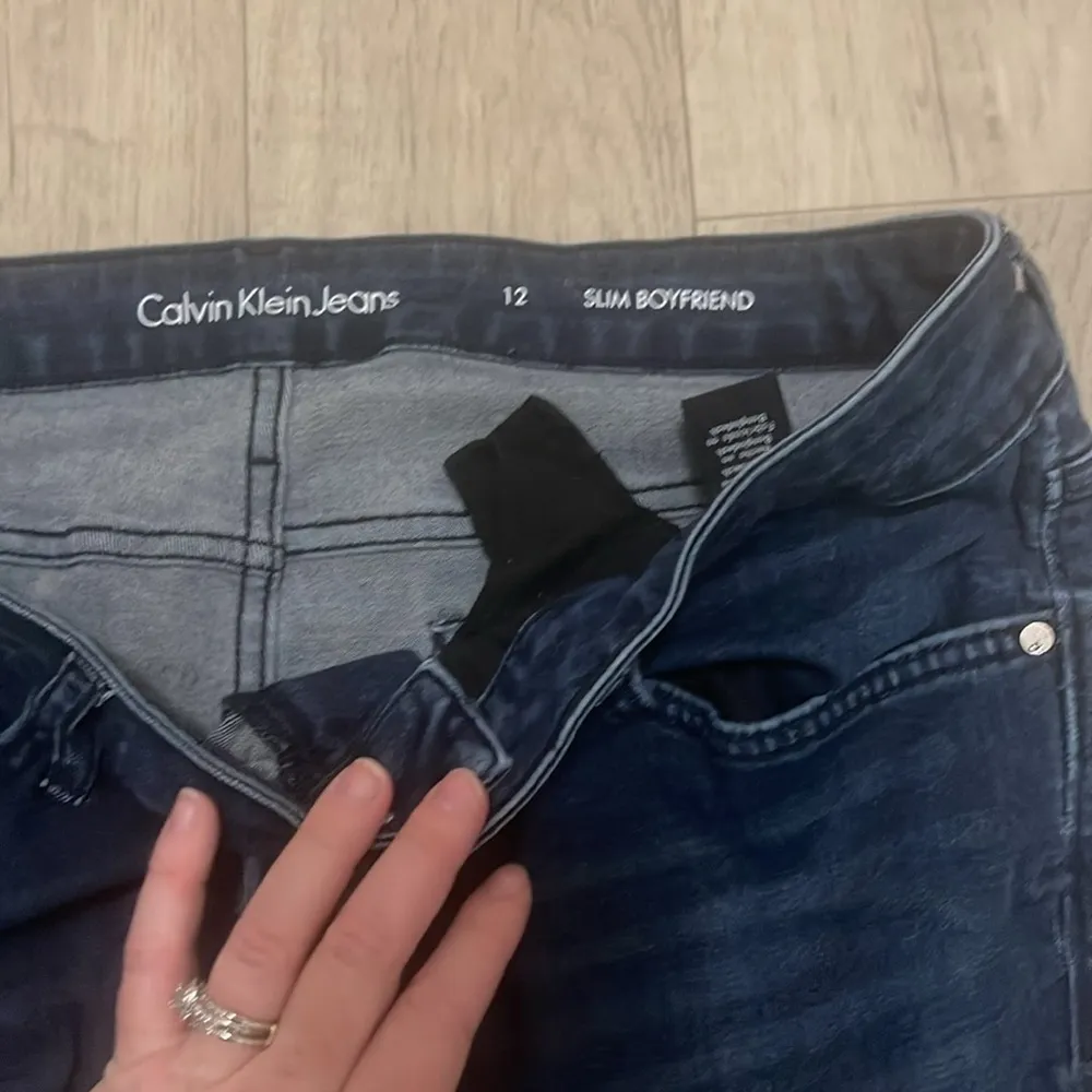 Calvin Klein jeans size 12 slim boyfriend denim - Image 3