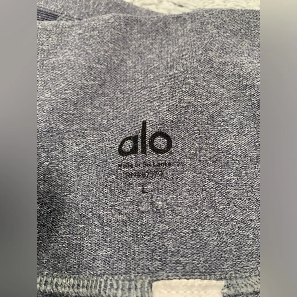 Alo yoga Gray Leggings SAMPLE large - Image 10