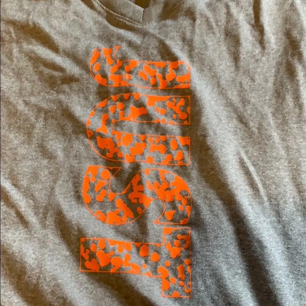 5/$25 t shirt - Image 3