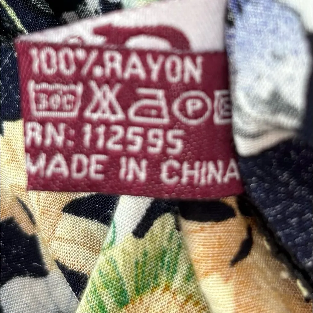 Beautiful 1X Floral Print Giant Bottom Bell Sleeve Open Front Duster Top Blue - Image 6