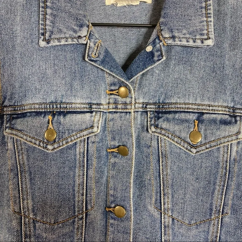 Bullhead Denim Jean Vest Jacket Size Medium Embellished Maroon Velvet Trim Crop - Image 8