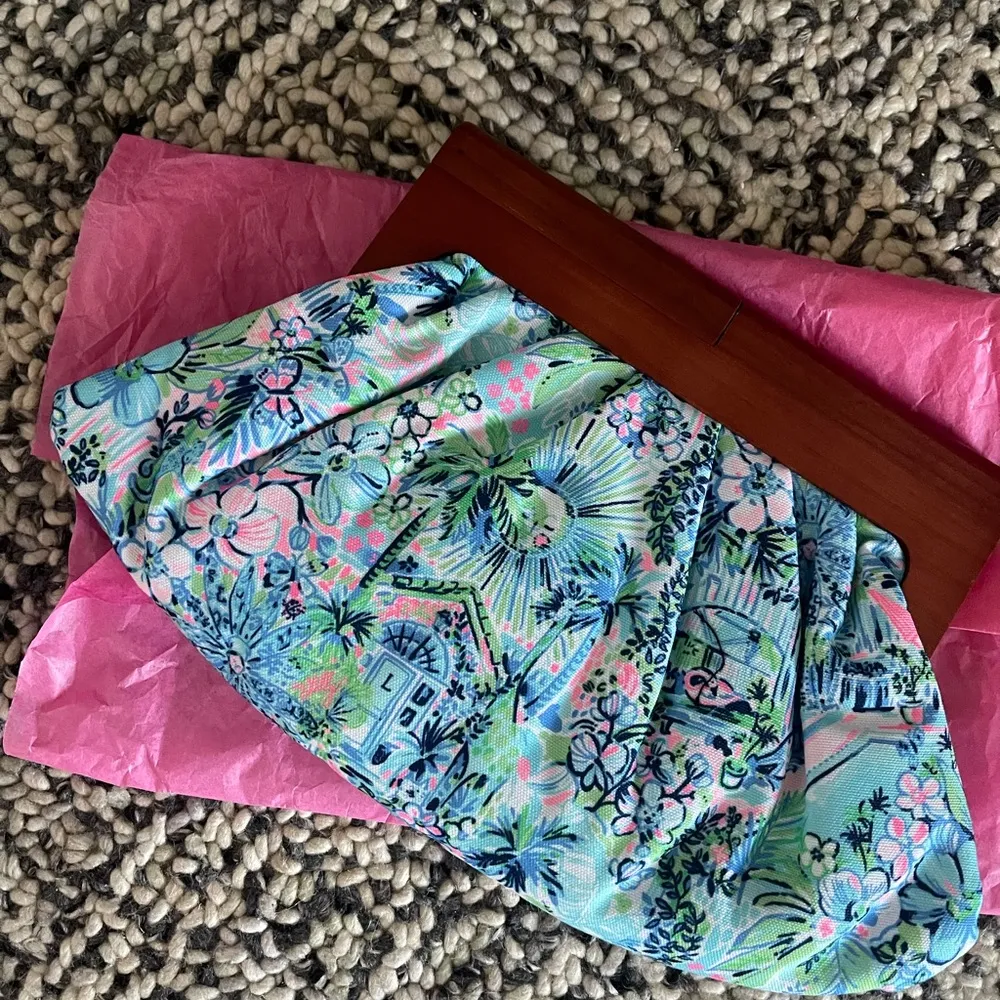 Lilly Pulitzer Bermuda Clutch - Image 2