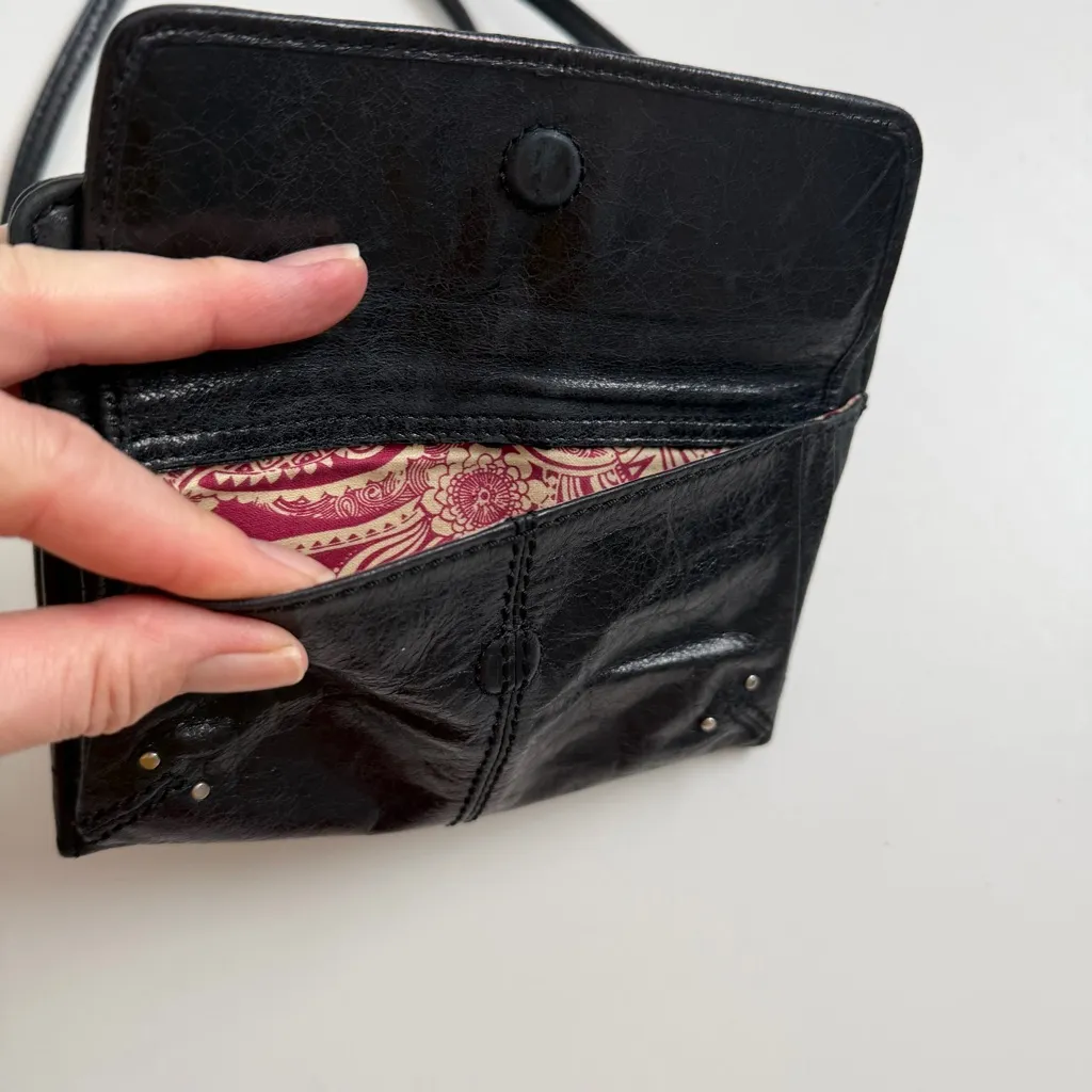 Hobo Purse Crossbody Wallet Phone Pocket ID Card Slot Magnetic Green Metallic - Image 3