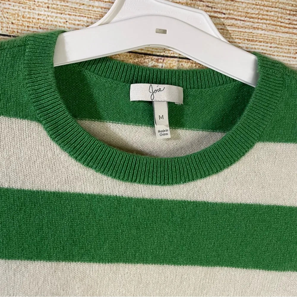 cashmere striped pullover crewneck sweater Size Medium long sleeves - Image 3