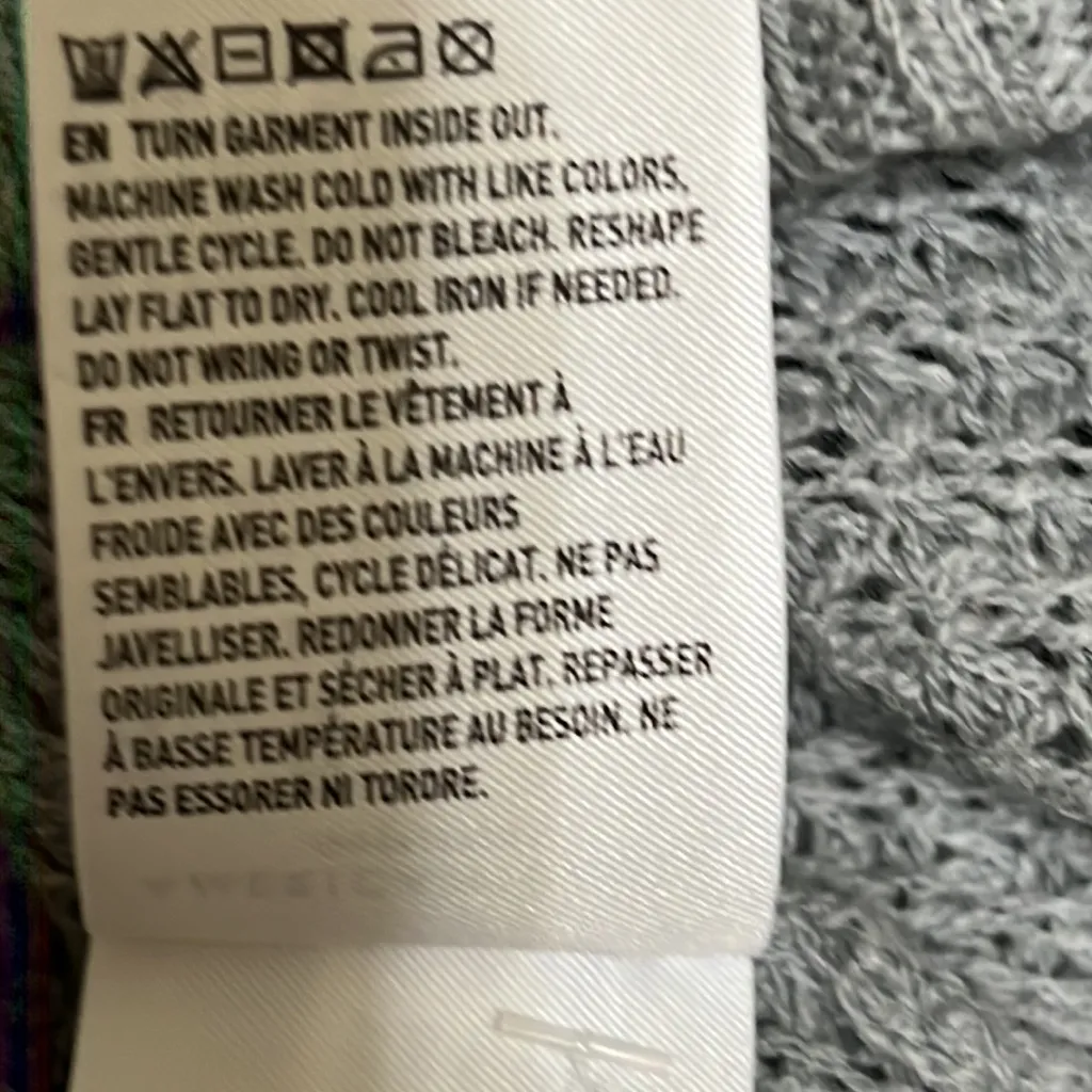 American Eagle Knitted Hi Lo Hem 3/4 Button Sweater - Image 8