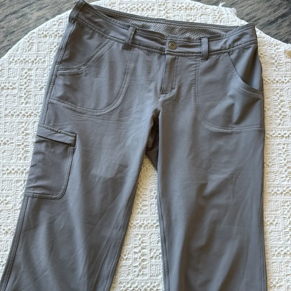 The North Face Gray Cargo Pants Lightweight and Quick-Drying - Image 5