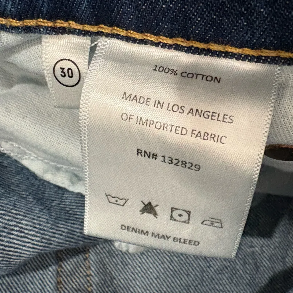 GRLFRND High Rise Straight Crop Distressed Dark Blue Jeans Size 30 - Image 8