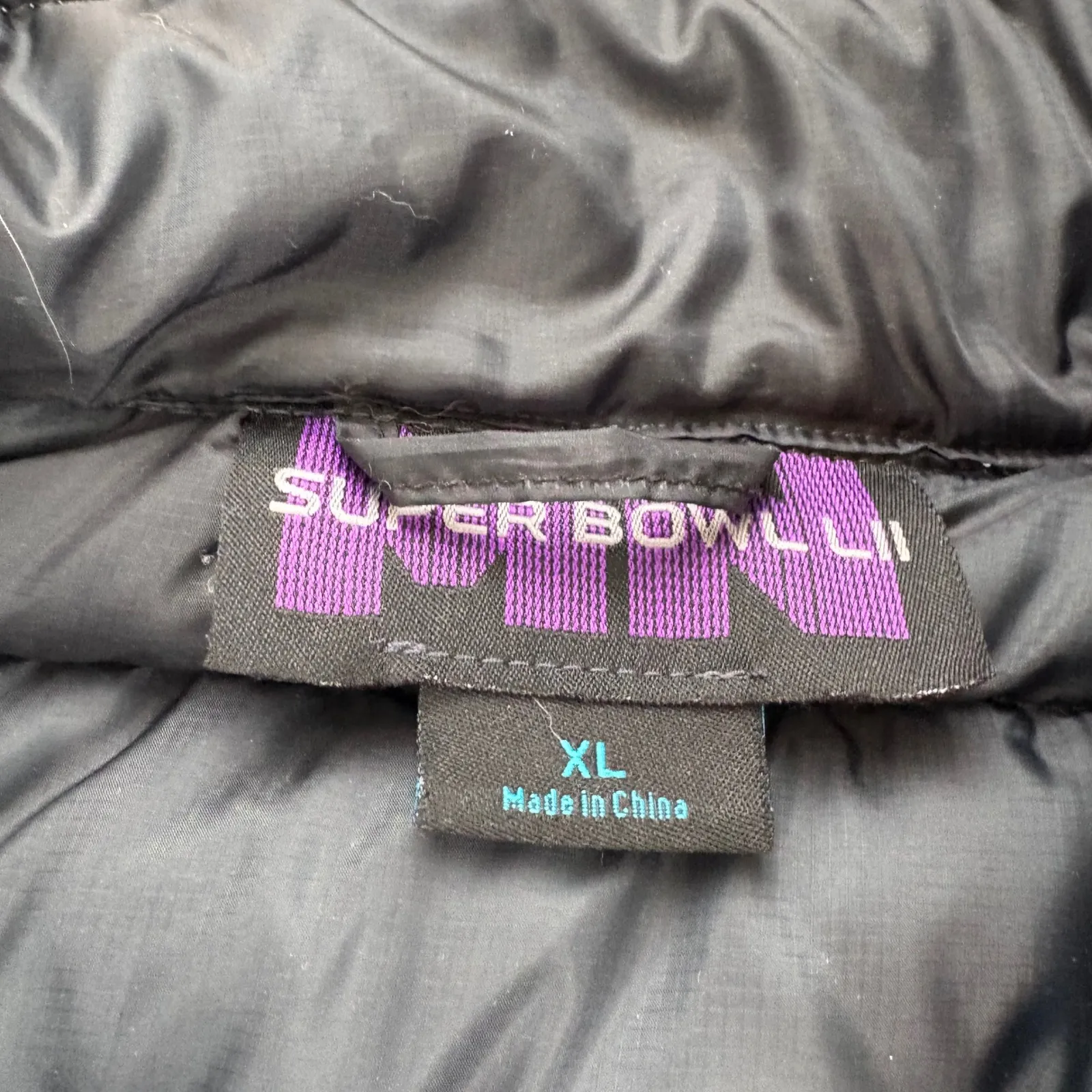 Super Bowl LII Minnesota Puffer Jacket Women's XL Blue NFL Team Eagles Patriots - Image 8