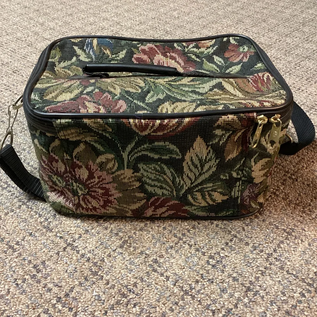 Vintage Compass Black Green Burgundy Floral Tapestry Shoulder Travel Luggage Bag - Image 3