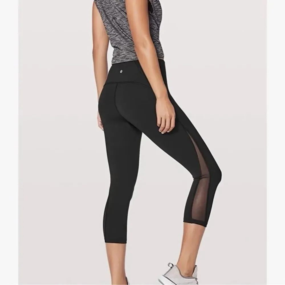 Lululemon Athletica Women’s High Rise Train Times Black Crop Leggings Tights 17” - Image 7