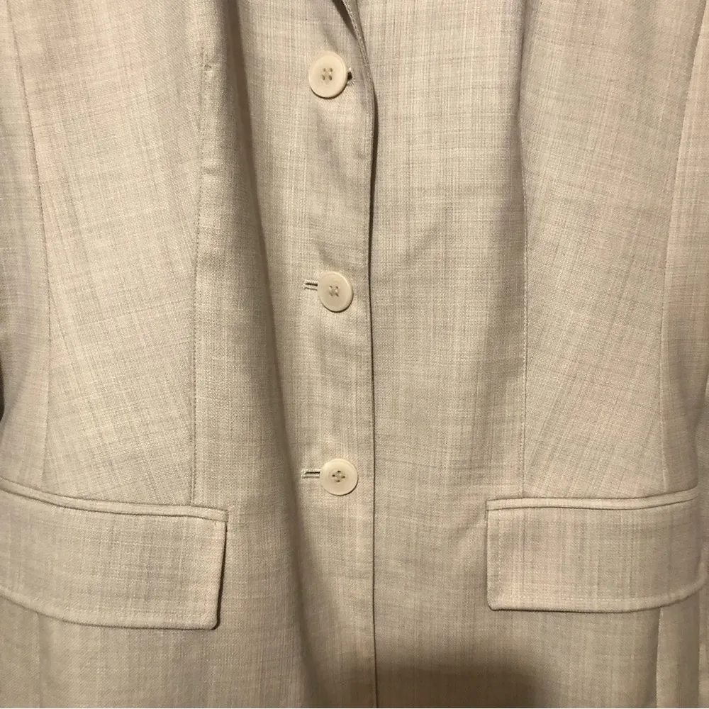 Ann Taylor Loft Suit Jacket Size 6 - Image 4