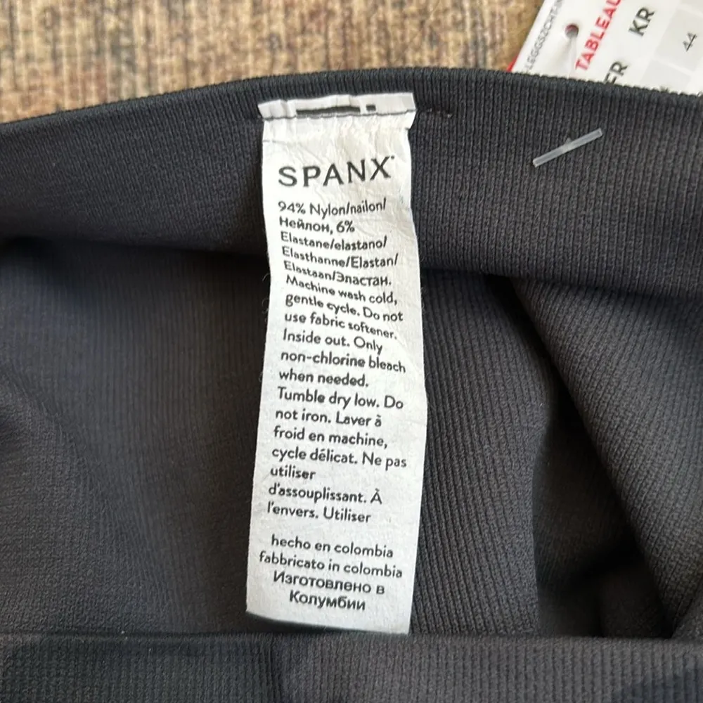 SPANX Seamless Leggings Black Camo Size S - Image 6