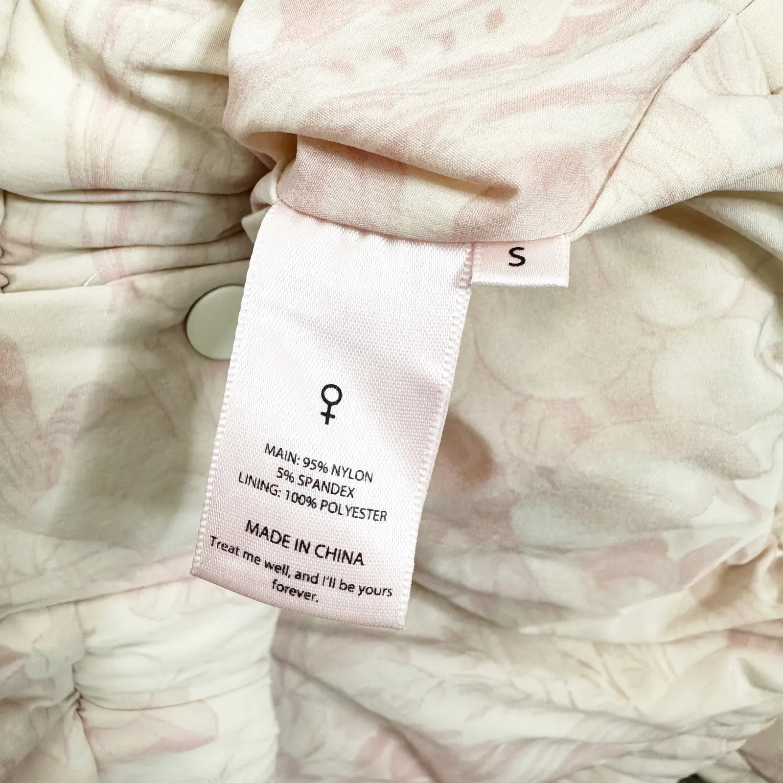 Selkie The Castle Marshmallow Puffer Crop Coat Jacket Cream Pink Size Small - Image 8