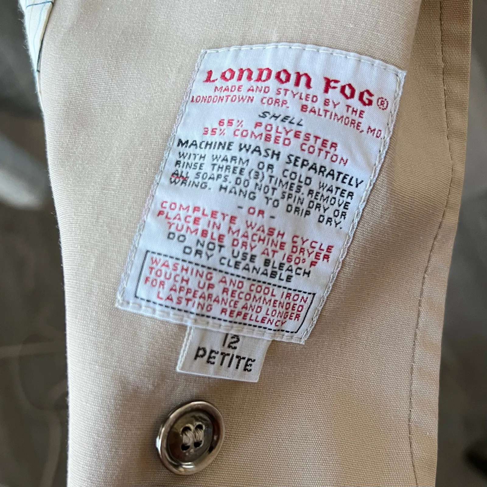 London Fog double breasted trench coat vintage quiet luxury tan raincoat - Image 11
