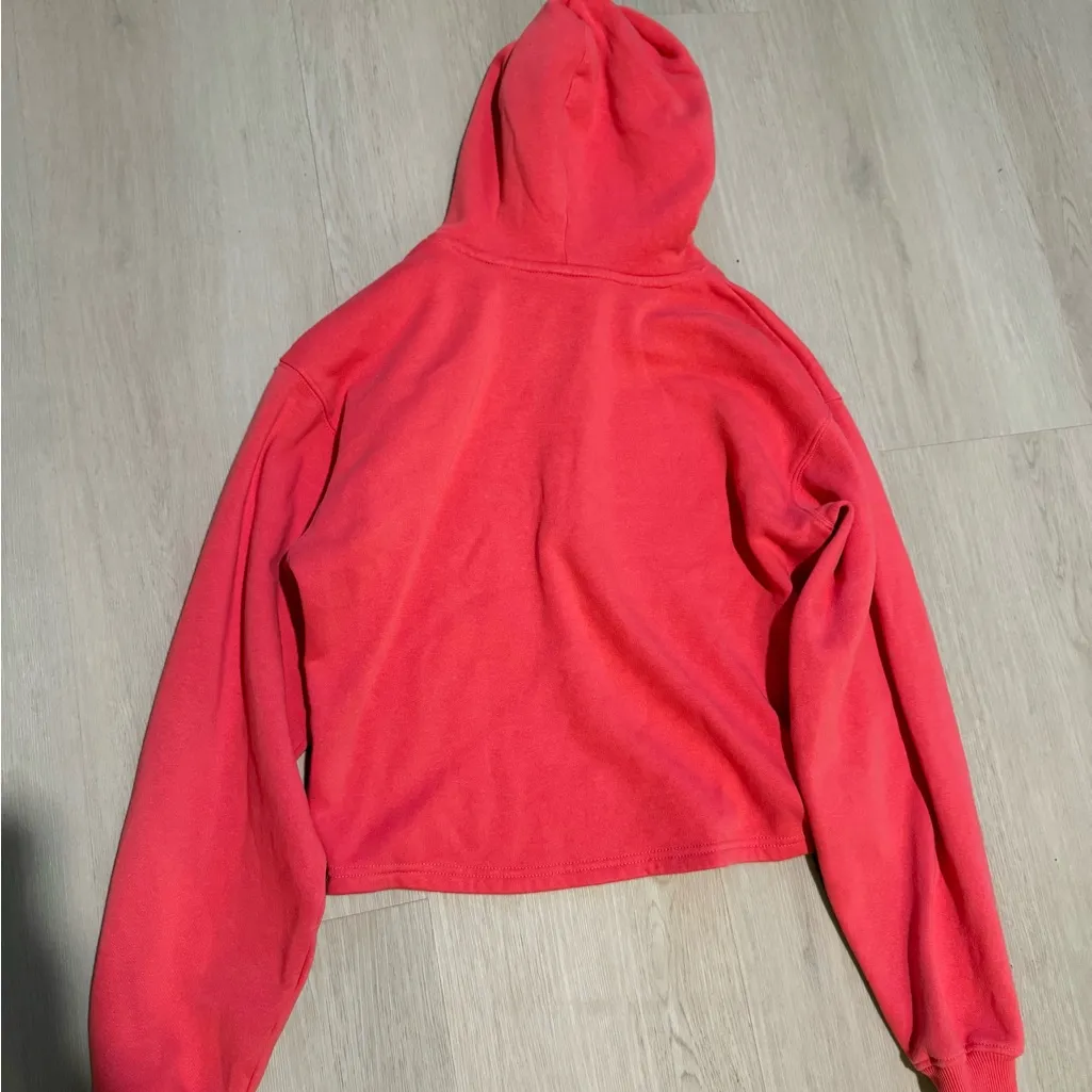 The North Face Women's Vibrant Pink Hoodie - Image 3