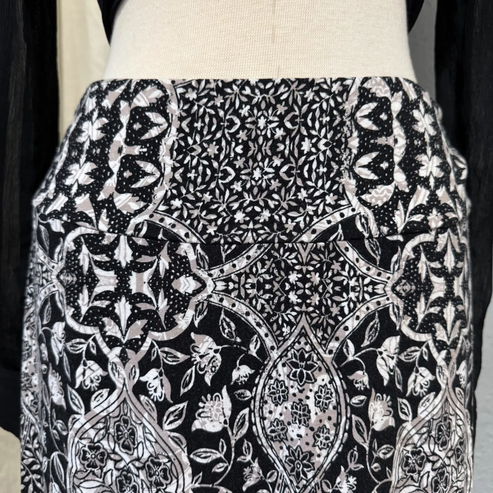 Artisan NY Black Paisley Print Maxi Skirt Boho Flowy Bohemian Vacation Resort M - Image 4