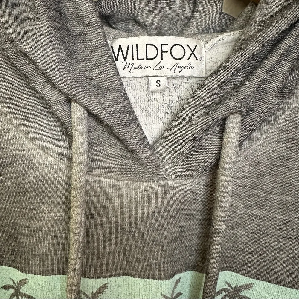Wildfox Palm Tree Flamingo Snowflake Heather Gray Pullover Hoodie Sweatshirt - Image 3