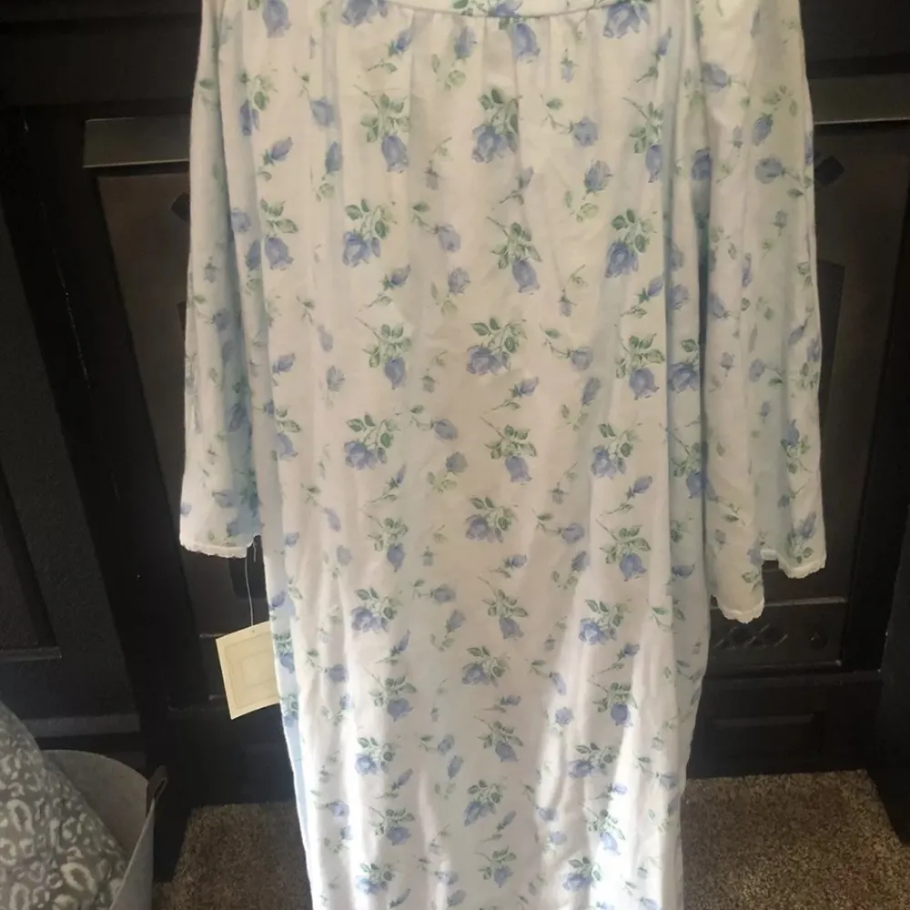 Carriage Court Nightgown Housecoat Vintage NWT Blue Rose Lace Size Large Sears - Image 4