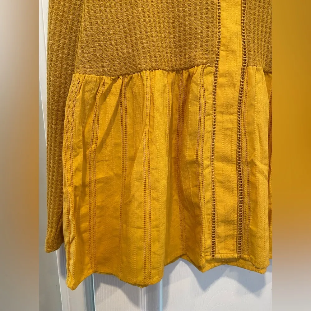 NWT Suzanne Betro Size S Mustard Waffle Knit Knotch Neck Empire Waist Tunic - Image 2