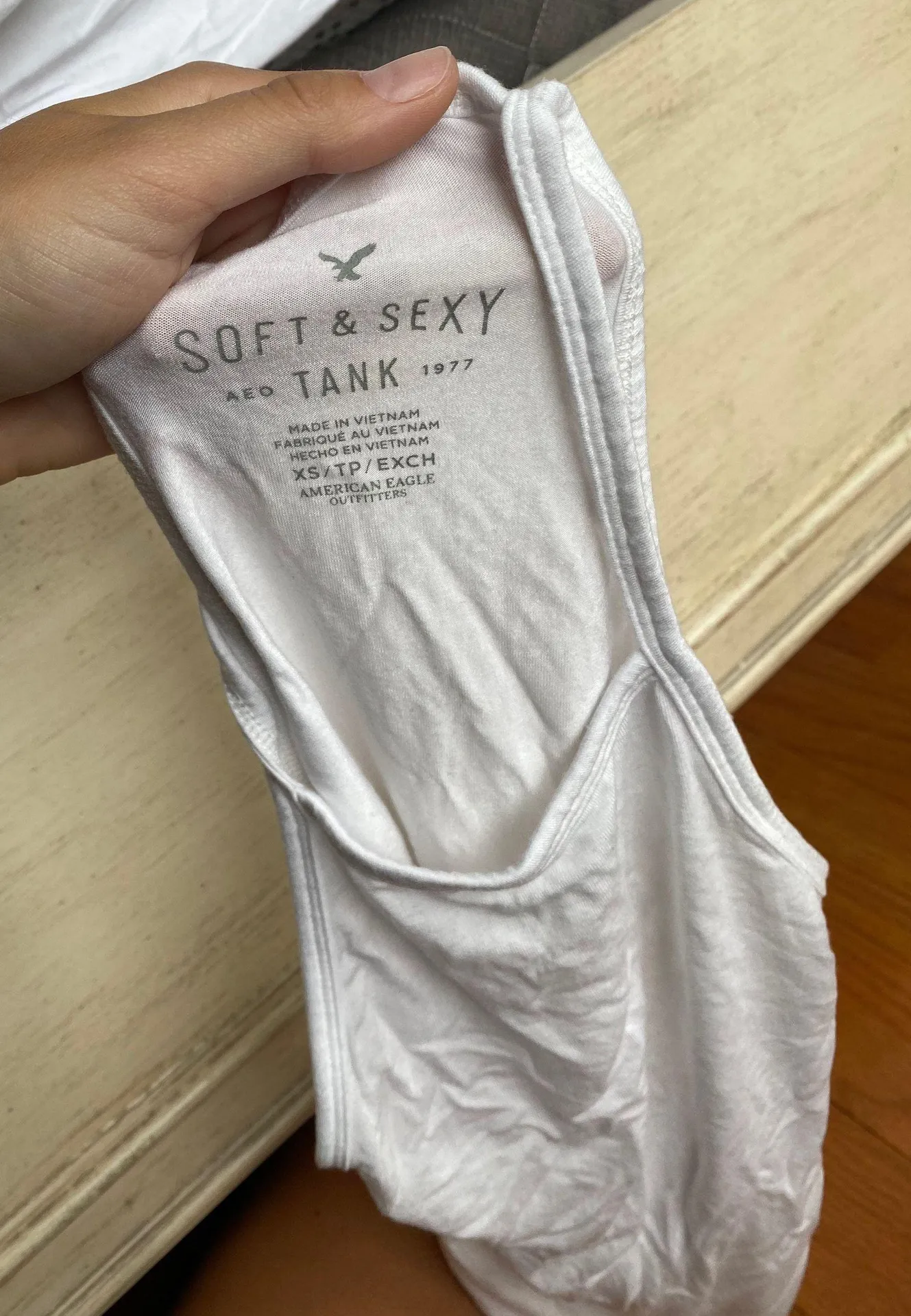 WORN ONCE American Eagle Crop Top - Image 3