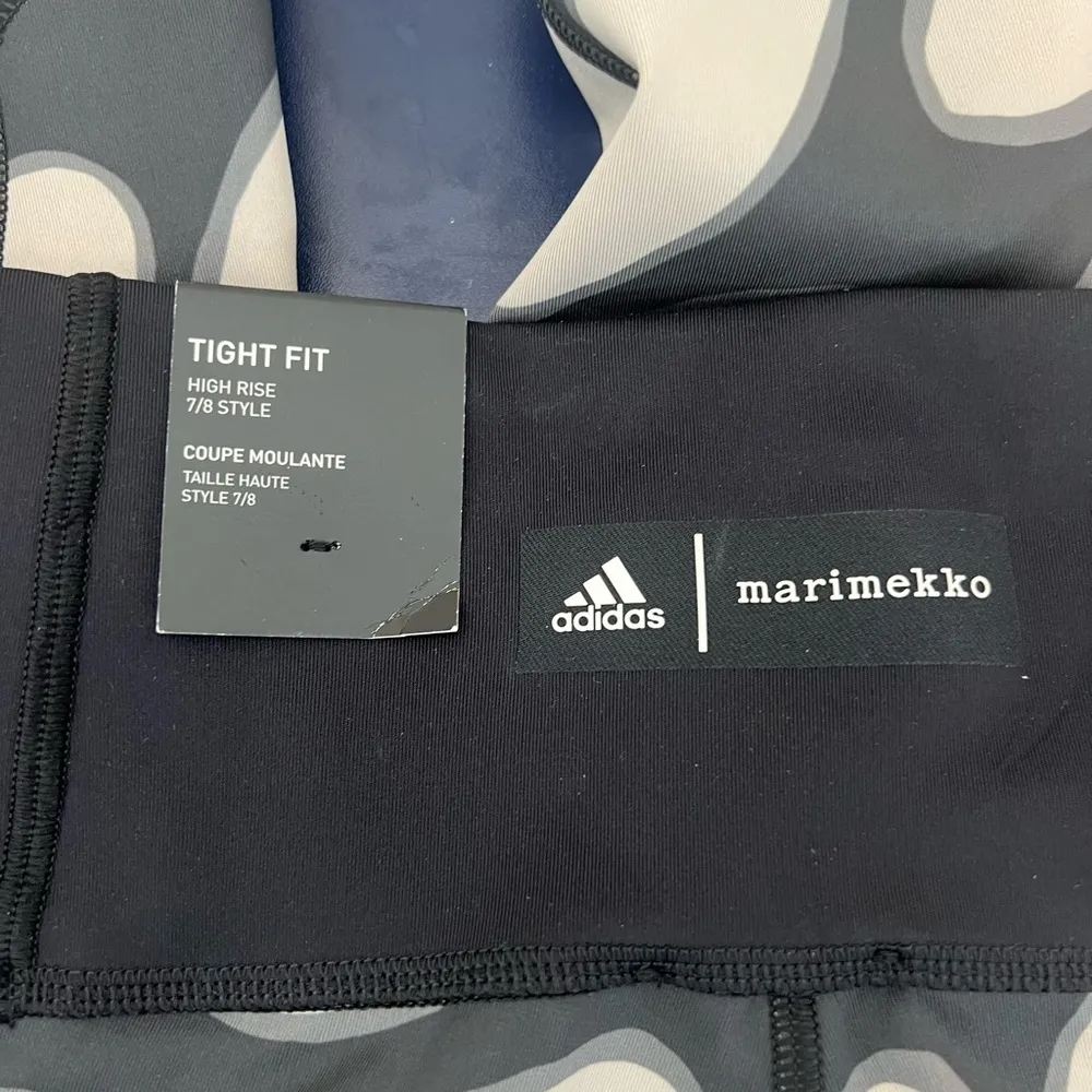 NWT Adidas Tight Fit High Rise 7/8 Leggings XS Black/Light Brown - Image 5