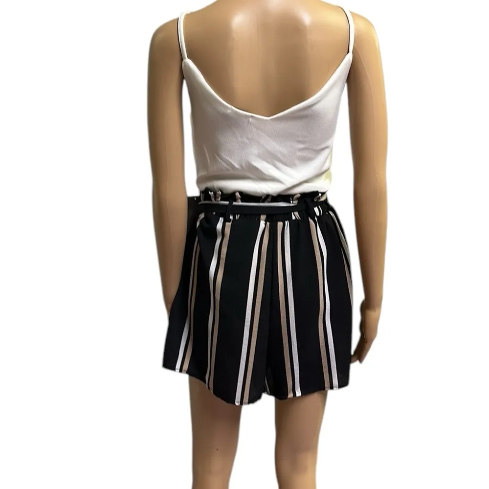 J for Justify Striped Lagenlook Shorts Romper with Pockets and Tie Belt Womens L Black Size L - Image 7
