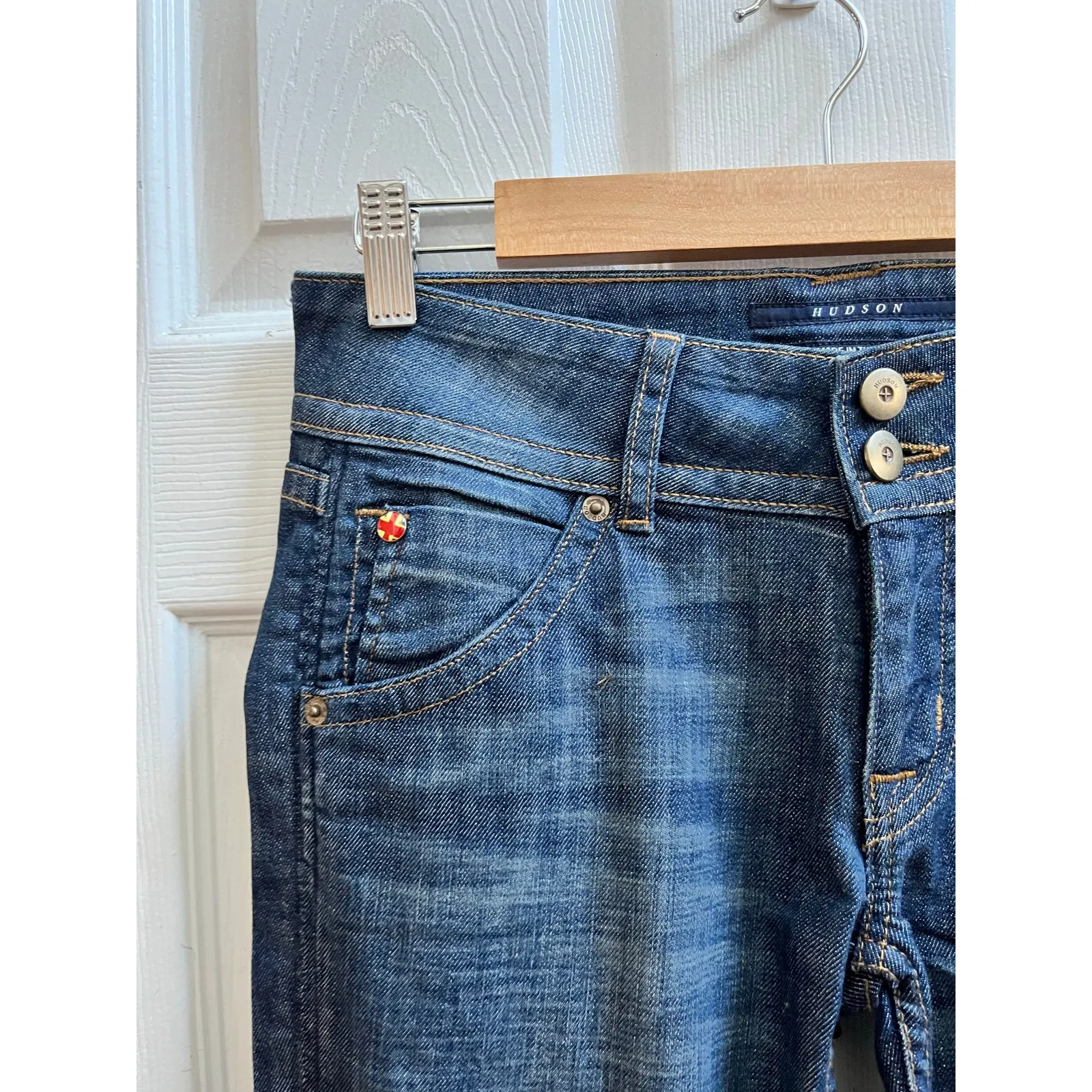 Y2K Hudson Jeans Size 27 Back Flap Pockets Flare Jeans 32 Inch Inseam - Image 6