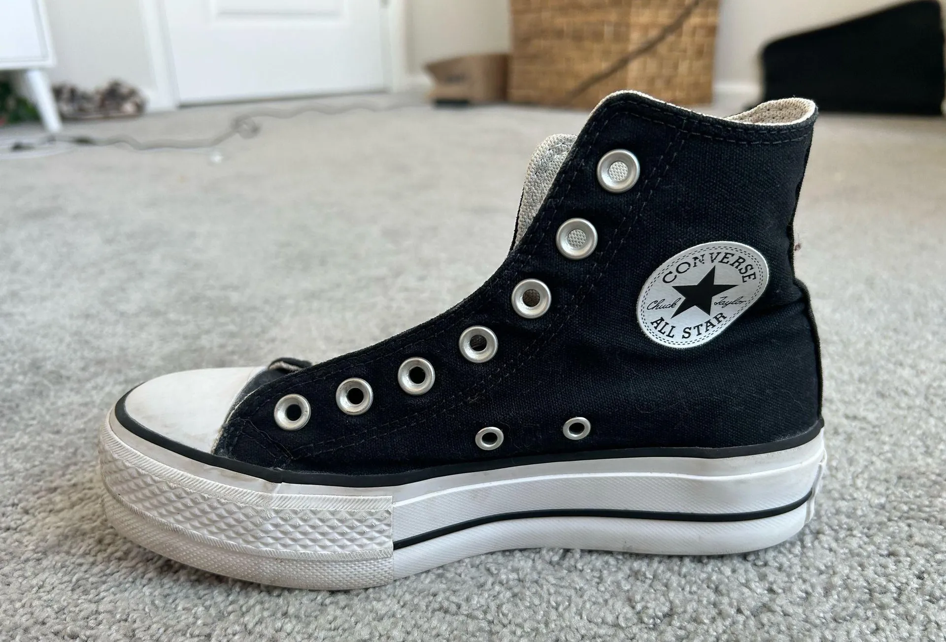 Black Converse High-Top (laces last photo) - Image 5